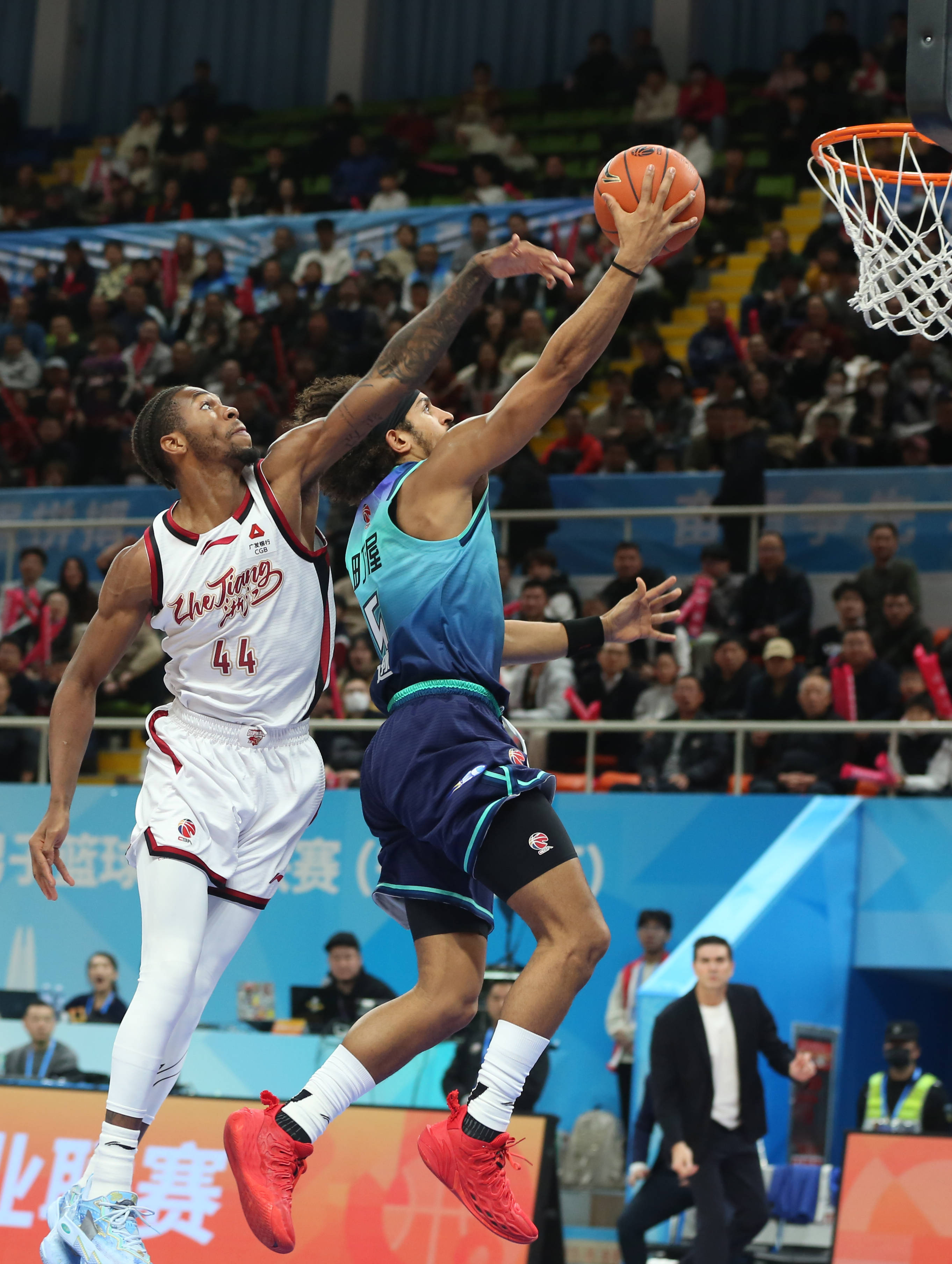 开云体育-关于太狠了！赛后迈阿密热火调整名单以备CBA常规赛库里连续五场比赛得分超过精彩发挥，国际比赛日葡萄牙体育官宣签约的信息